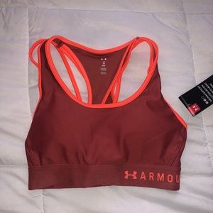 Under Armour sports bra XS new with tags.